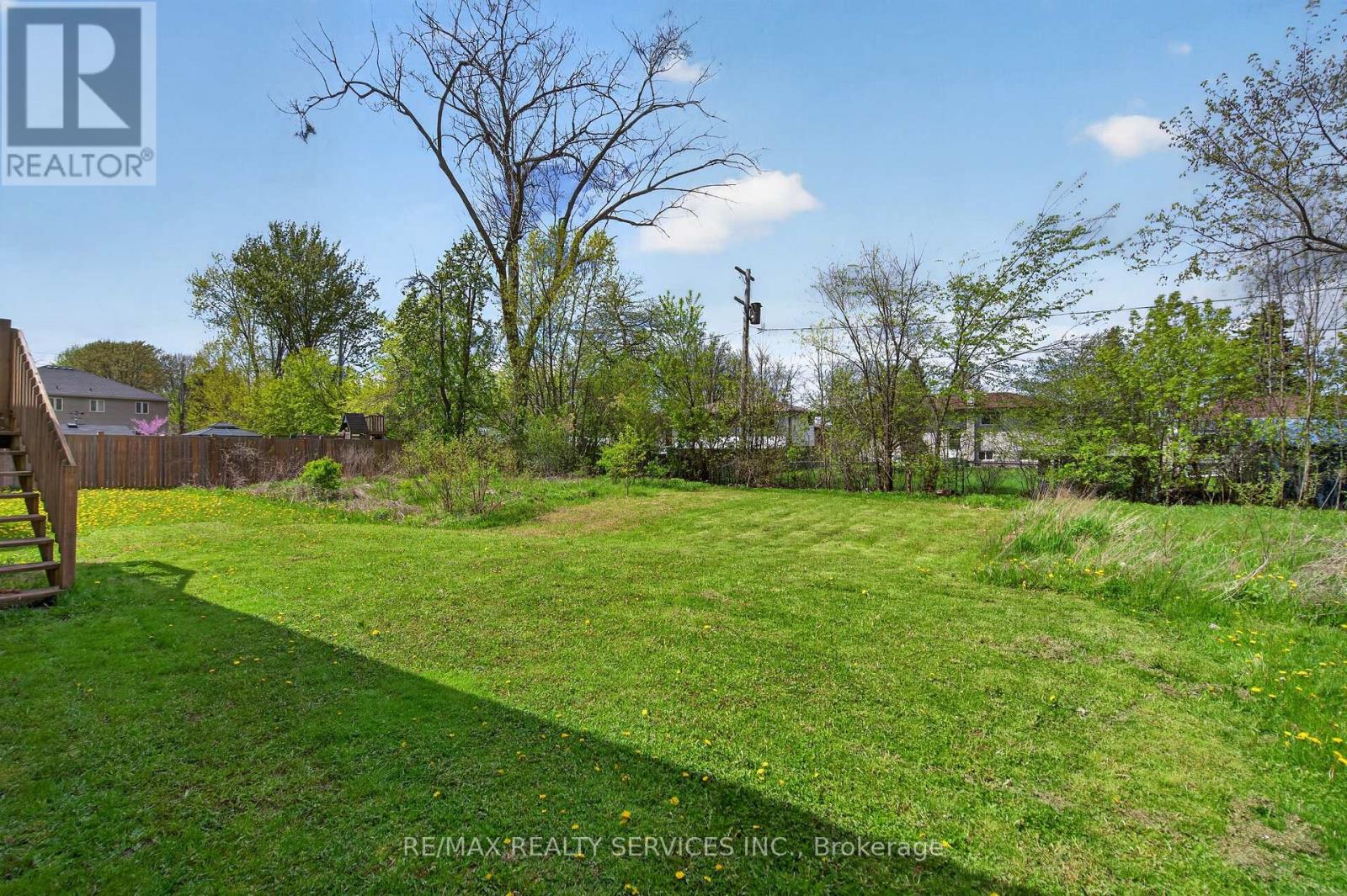 26 TRENT AVENUE - 29