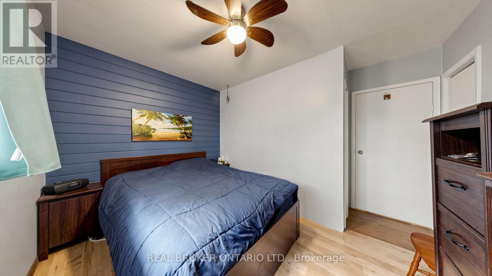 13958 TRAFALGAR ROAD - 13