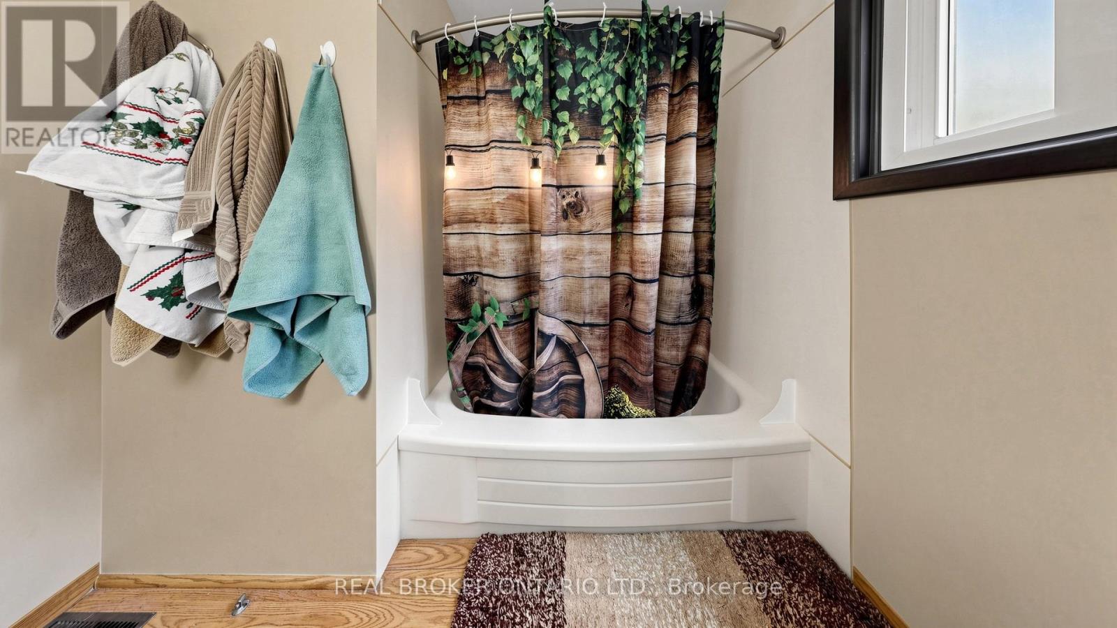 13958 TRAFALGAR ROAD - 15