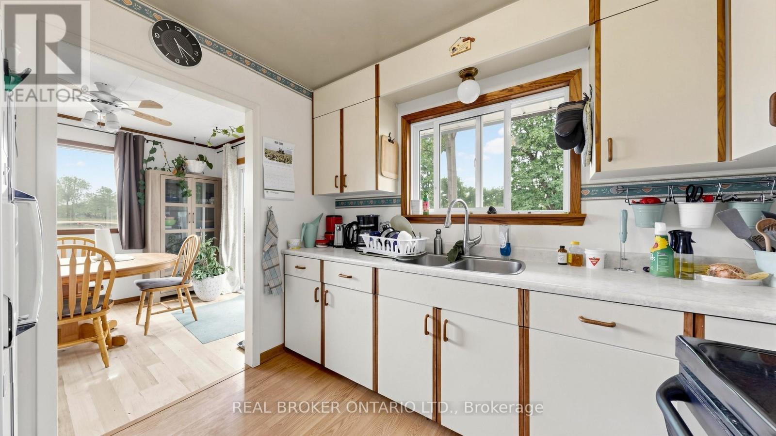 13958 TRAFALGAR ROAD - 7