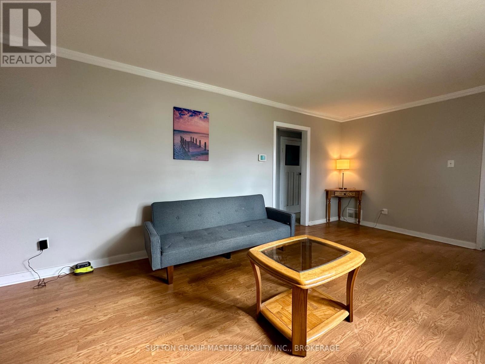 1668 VICTORIA STREET - 4