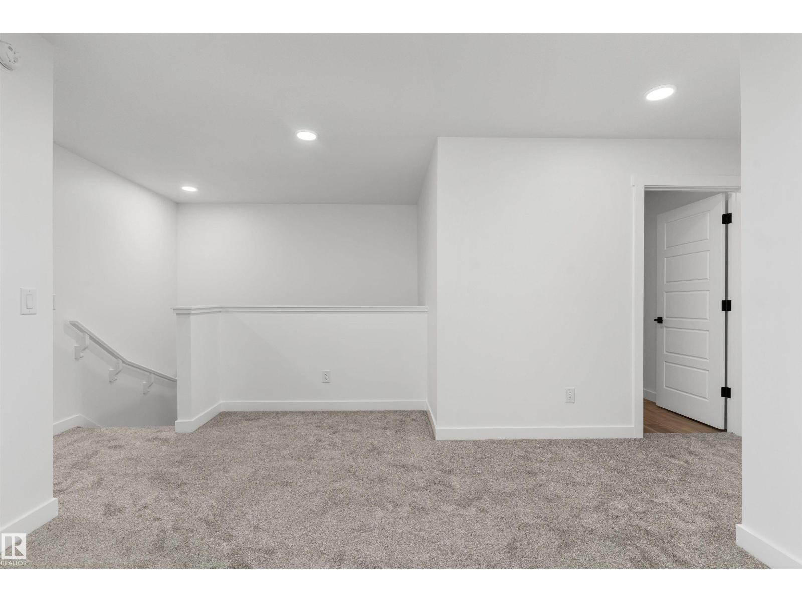 1060 CRISTALL CR SW - 29