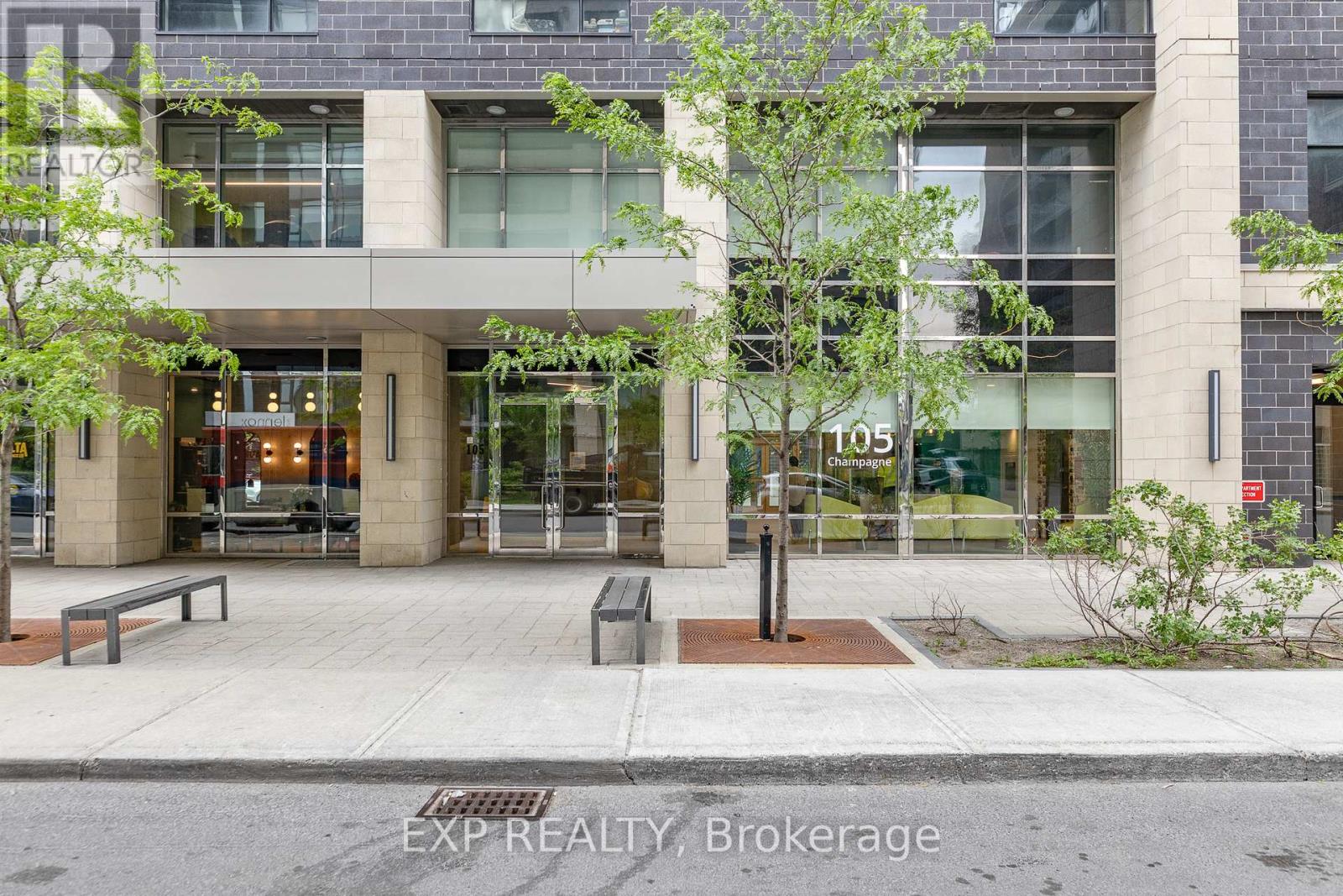 #2709 105 CHAMPAGNE AVENUE N - 1