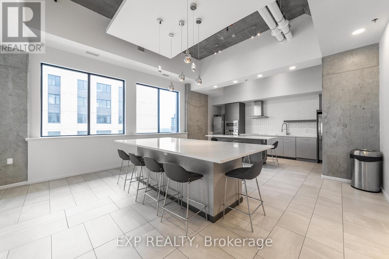 #2709 105 CHAMPAGNE AVENUE N - 18