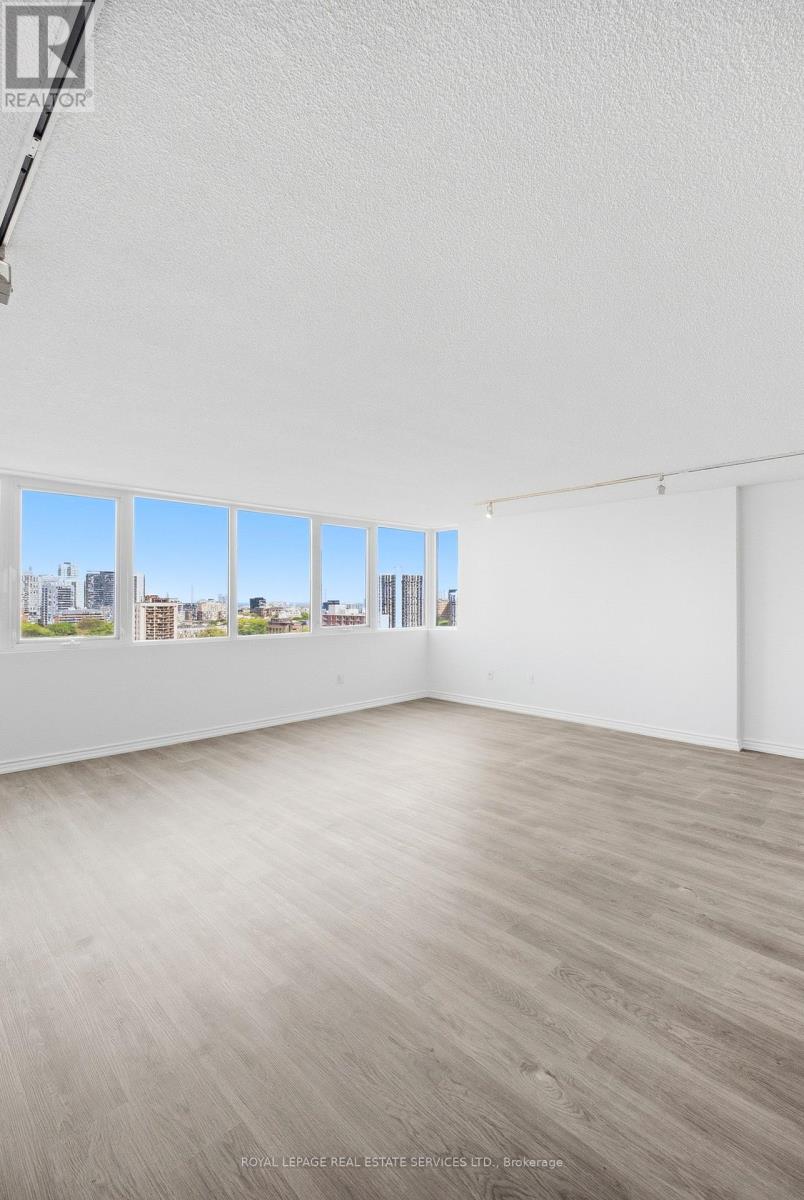 #14C 256 JARVIS STREET - 19