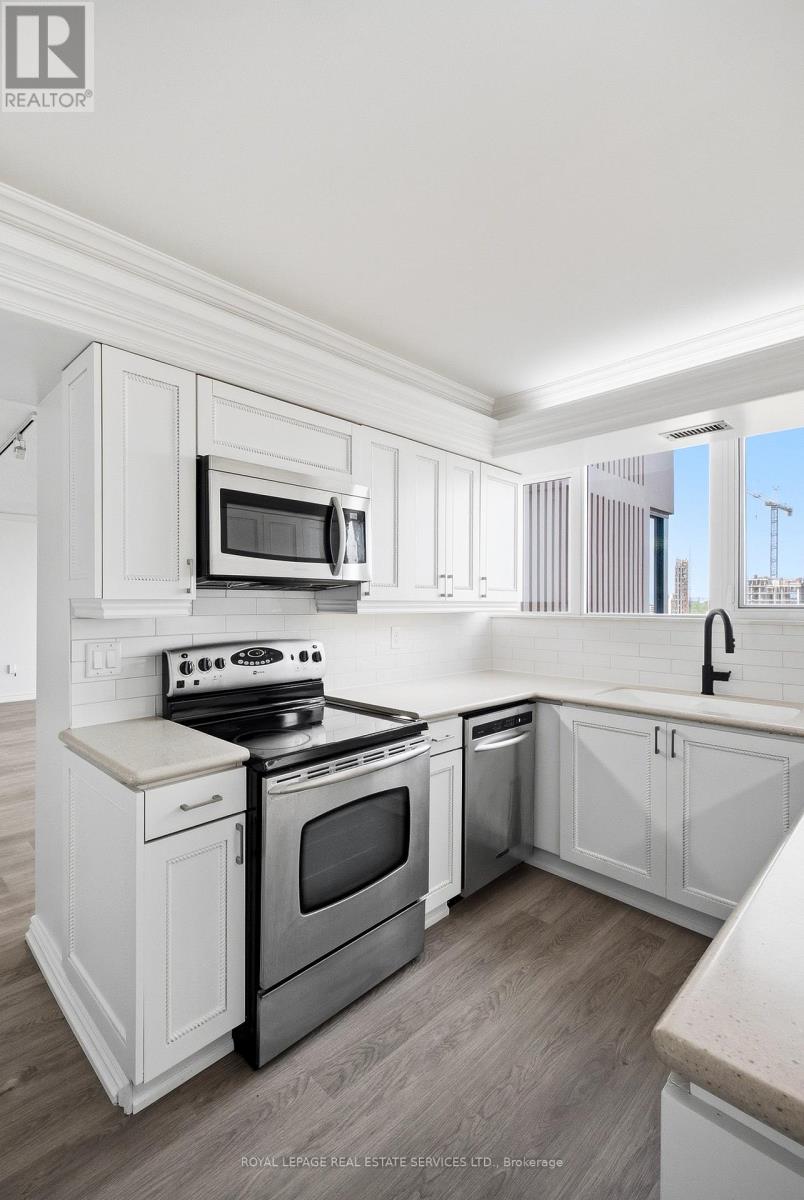 #14C 256 JARVIS STREET - 22
