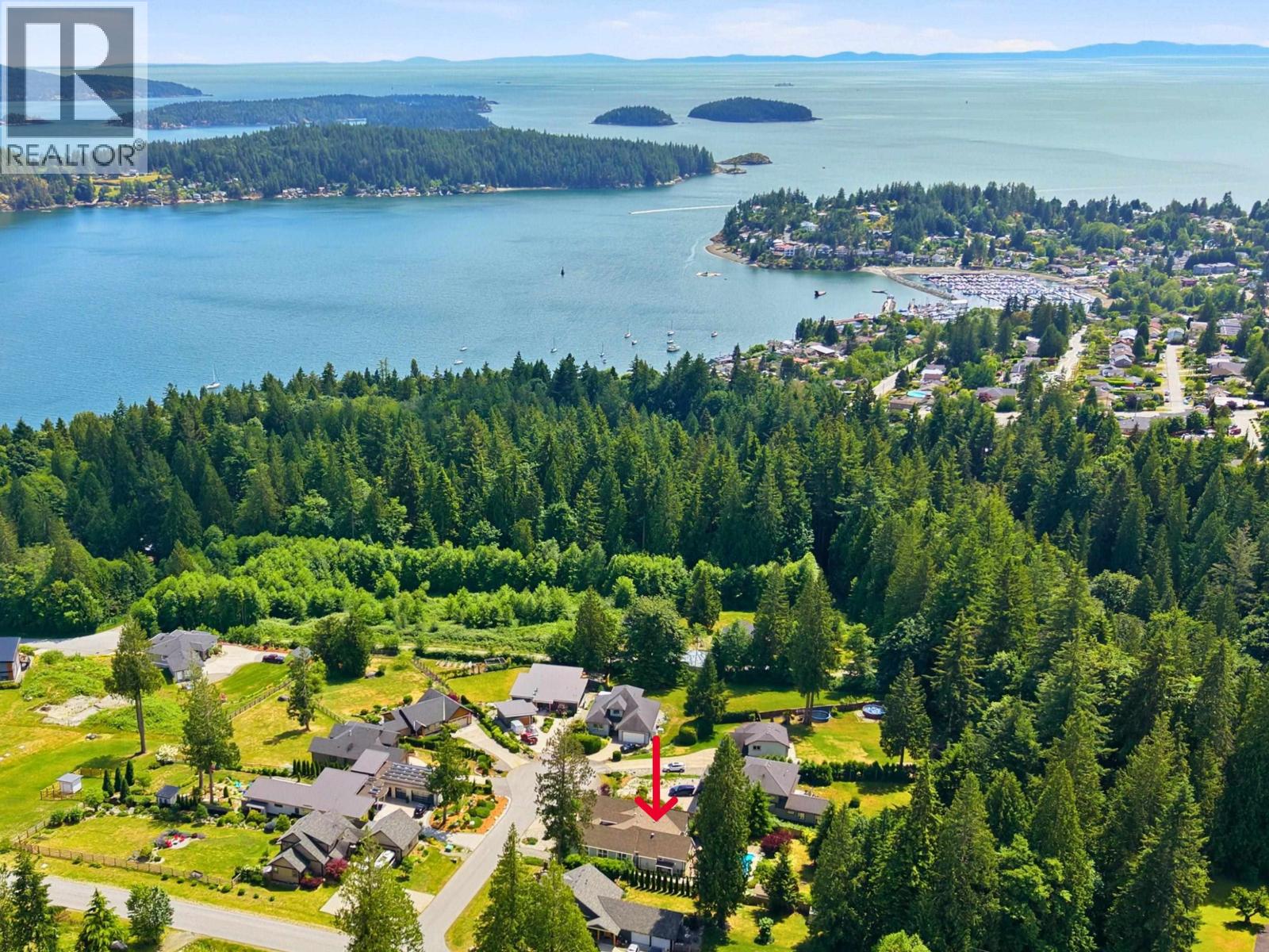795 MADISON PLACE, Gibsons