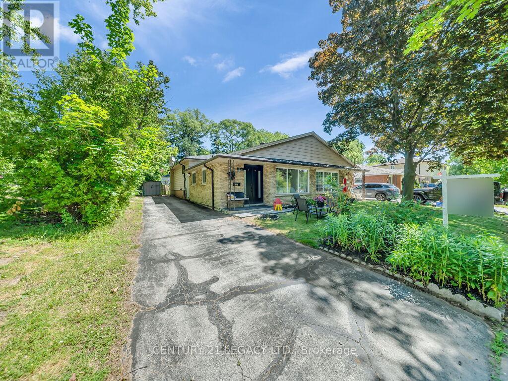 957 FRANCIS ROAD - 3