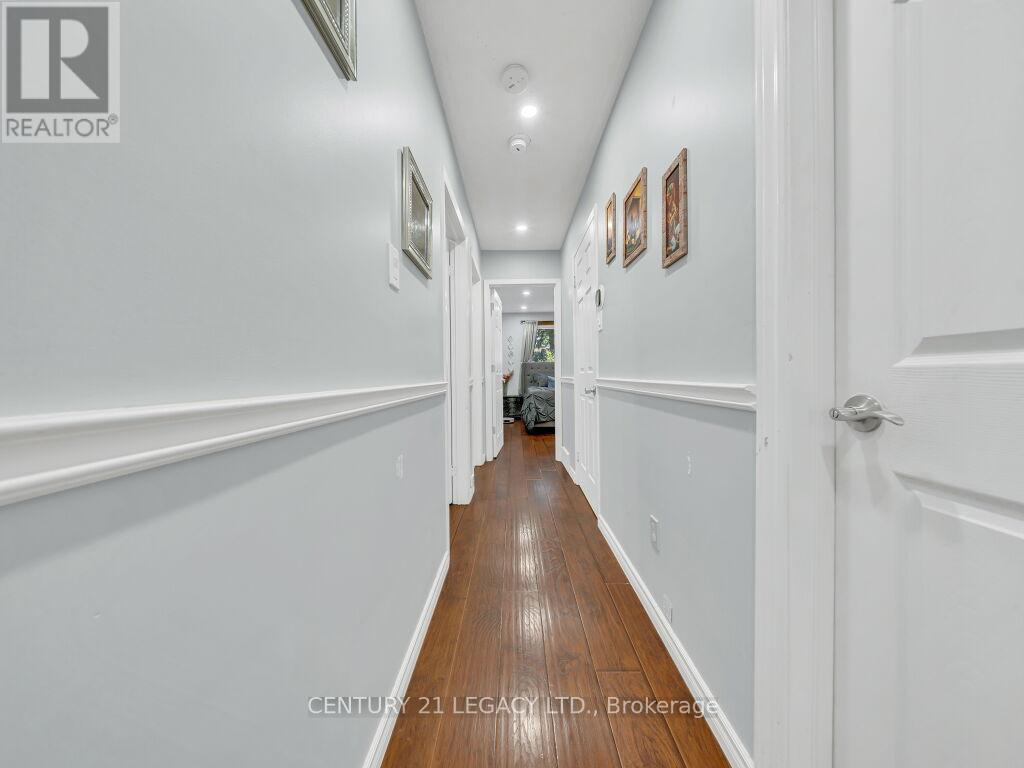 957 FRANCIS ROAD - 15