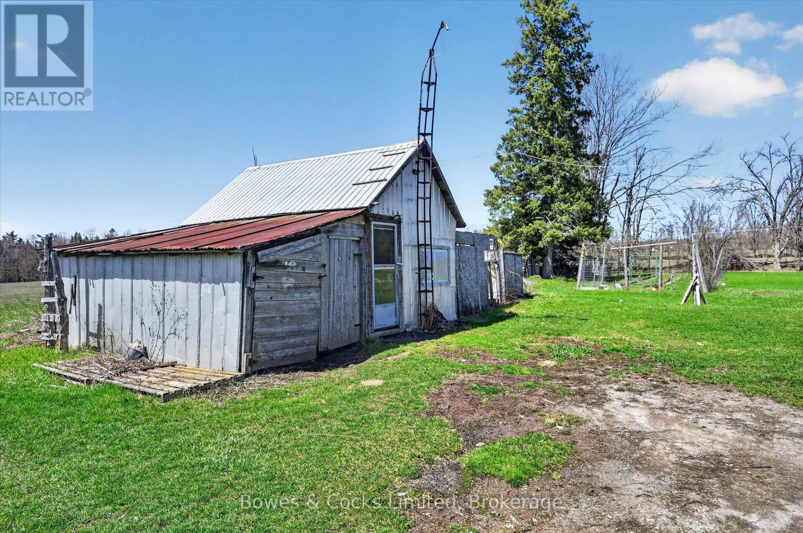 414 ANDERSON ROAD - 26