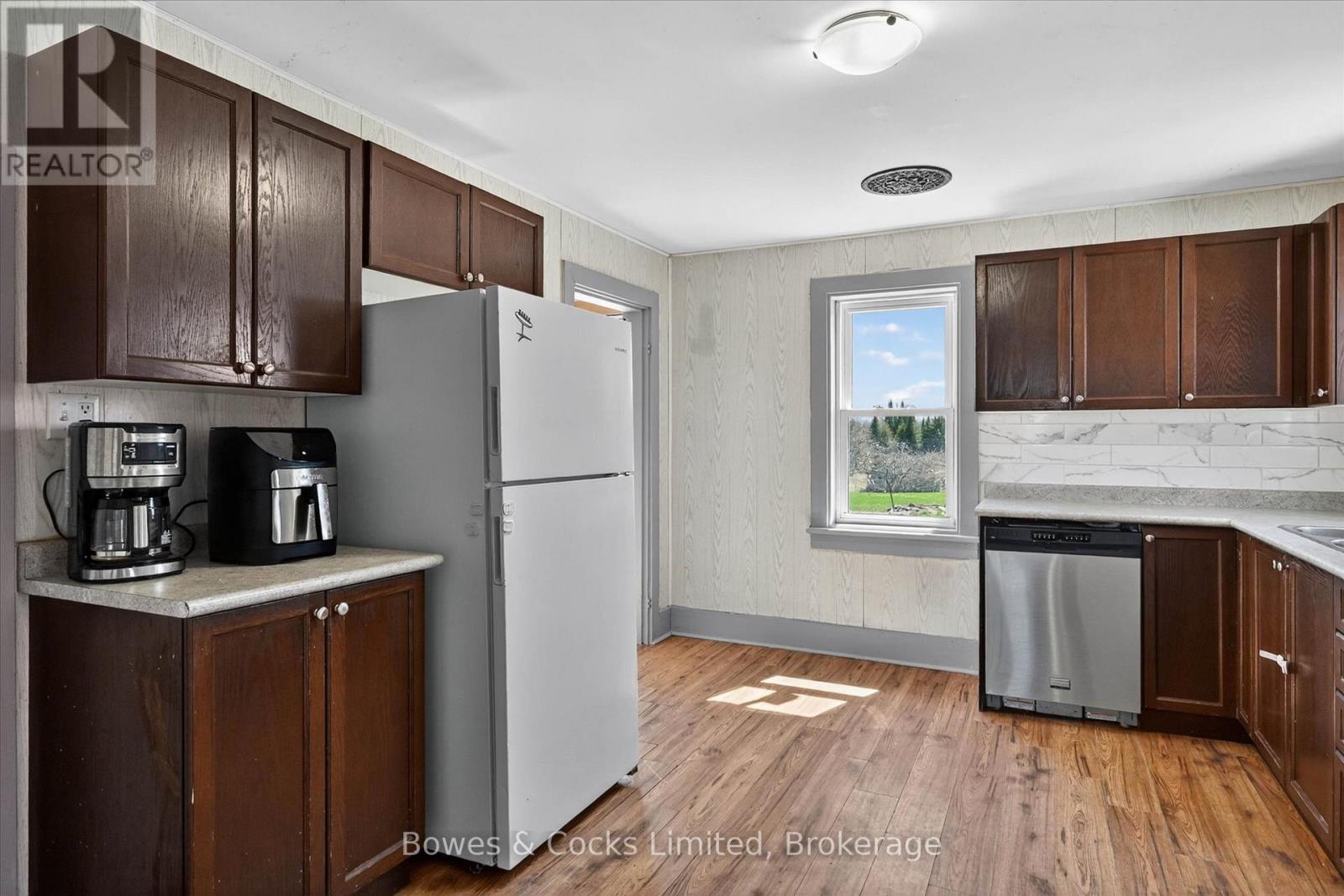 414 ANDERSON ROAD - 9