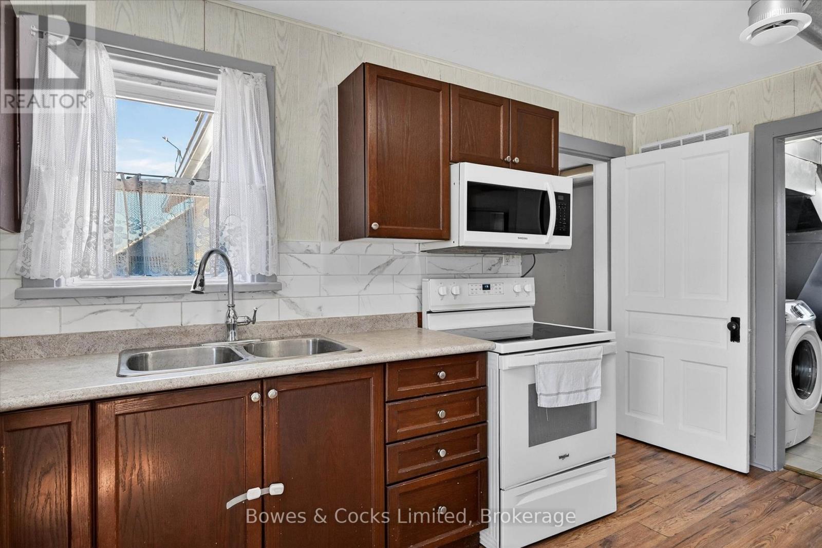 414 ANDERSON ROAD - 7