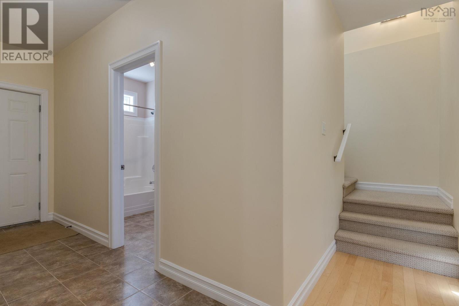 293 Aberdeen Drive - 34