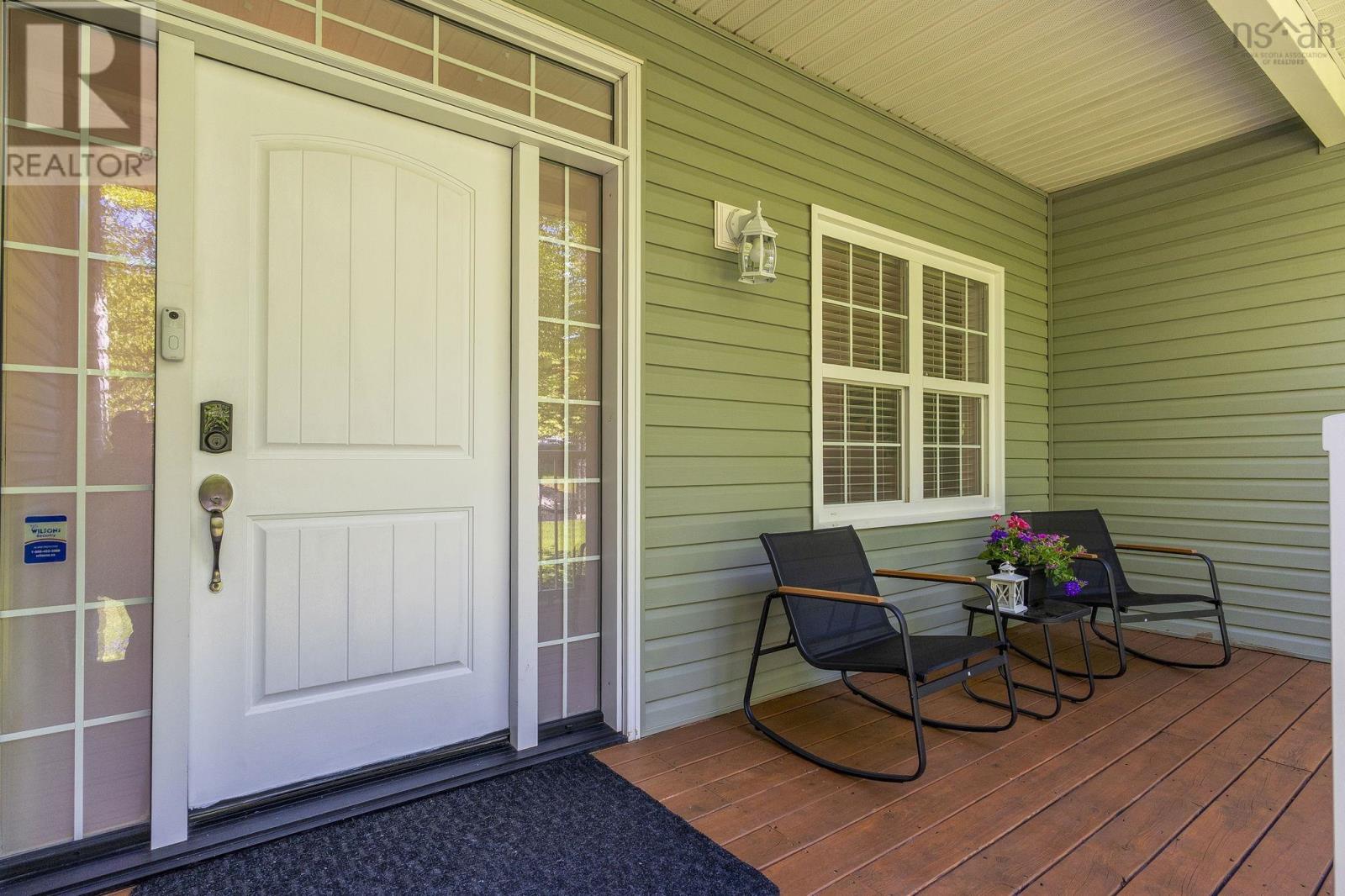 293 Aberdeen Drive - 4