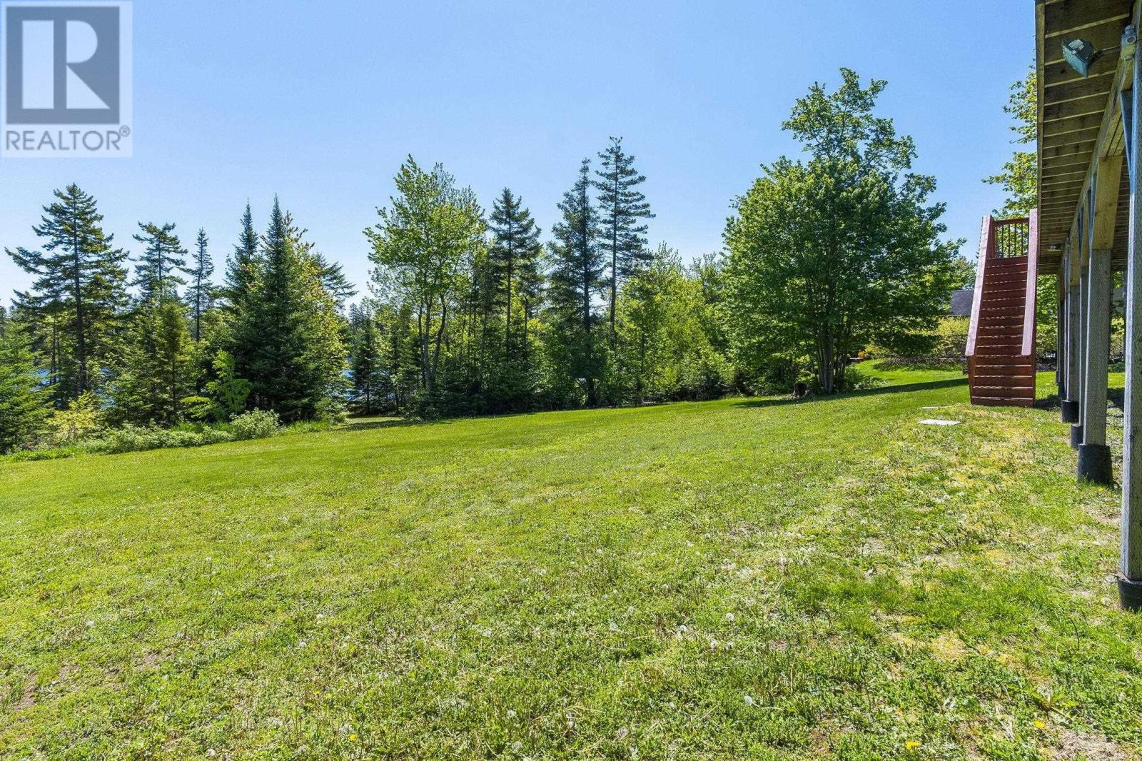 293 Aberdeen Drive - 41