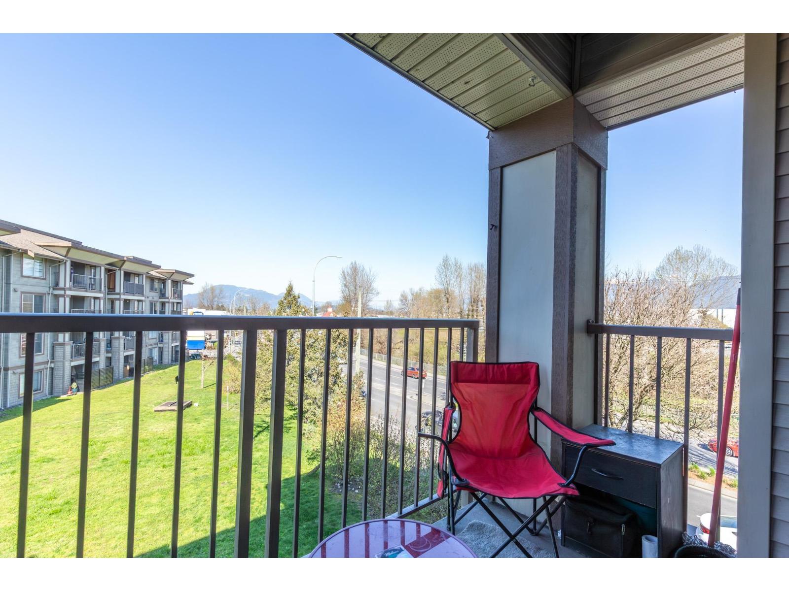 304 45555 YALE ROAD, Chilliwack Proper South, Chilliwack