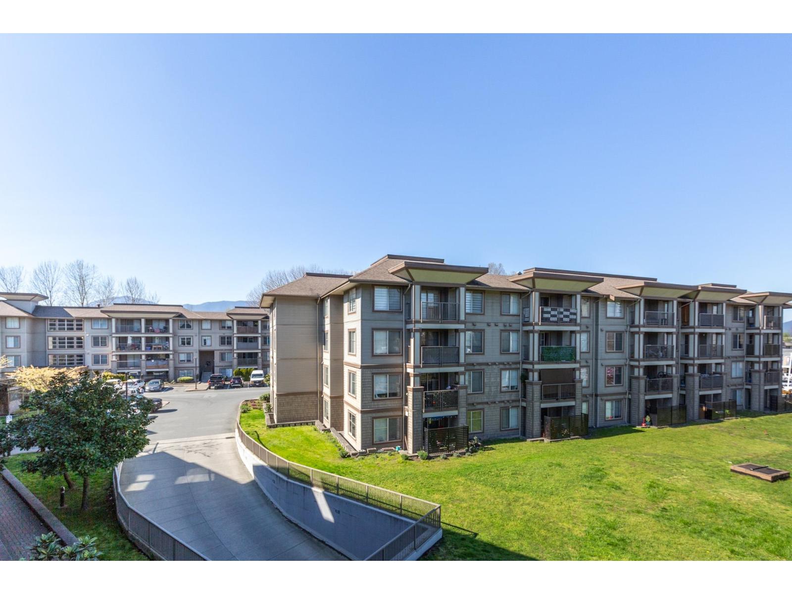304 45555 YALE ROAD, Chilliwack Proper South, Chilliwack