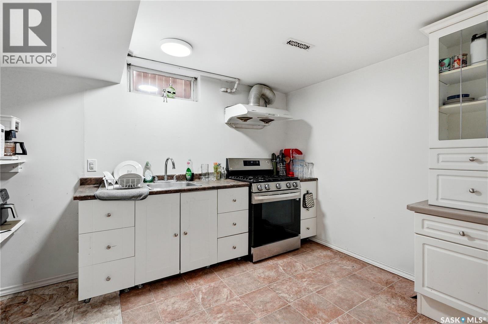 314 Anderson CRESCENT — photo 52