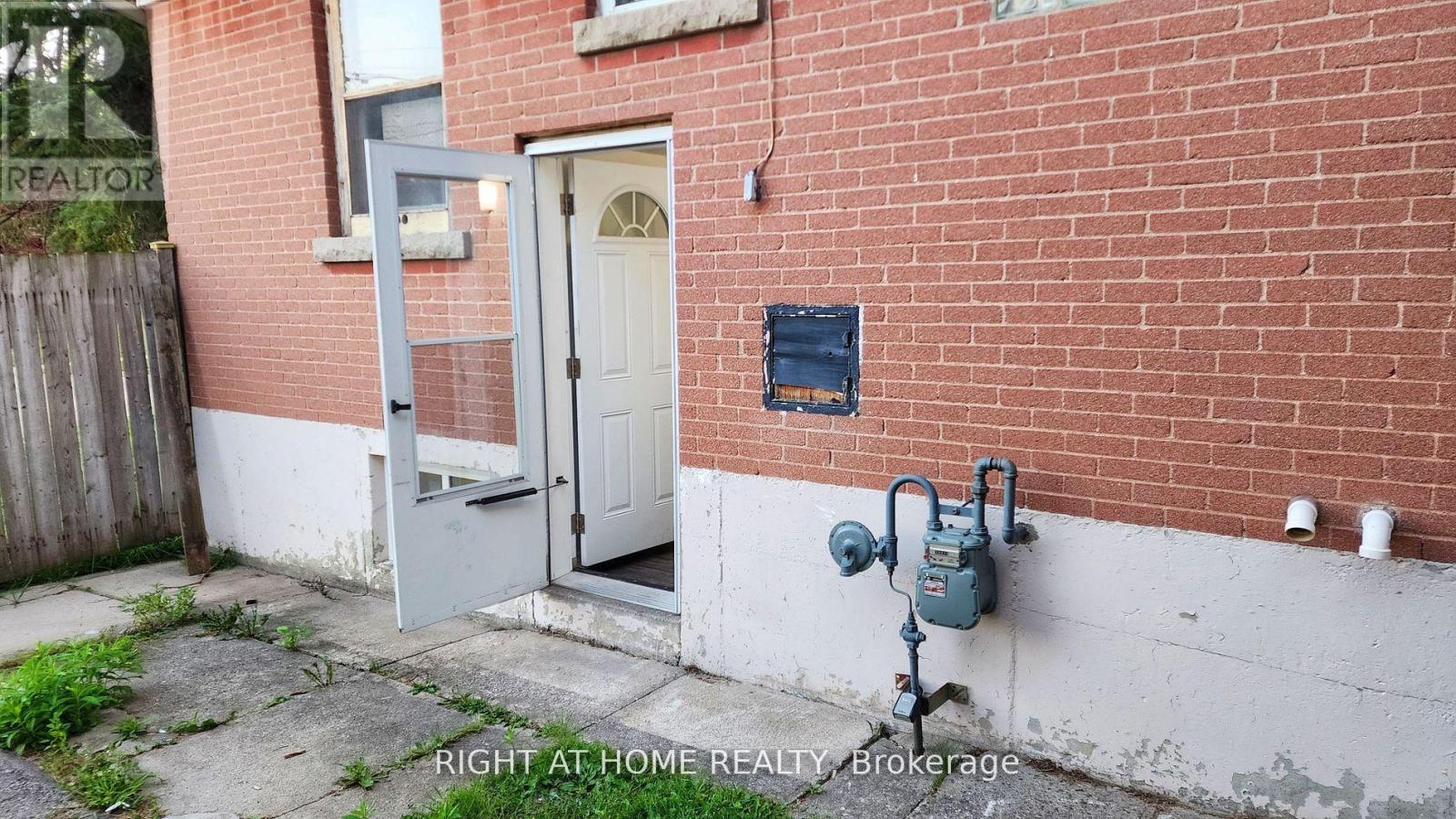 87 RADFORD STREET - 21