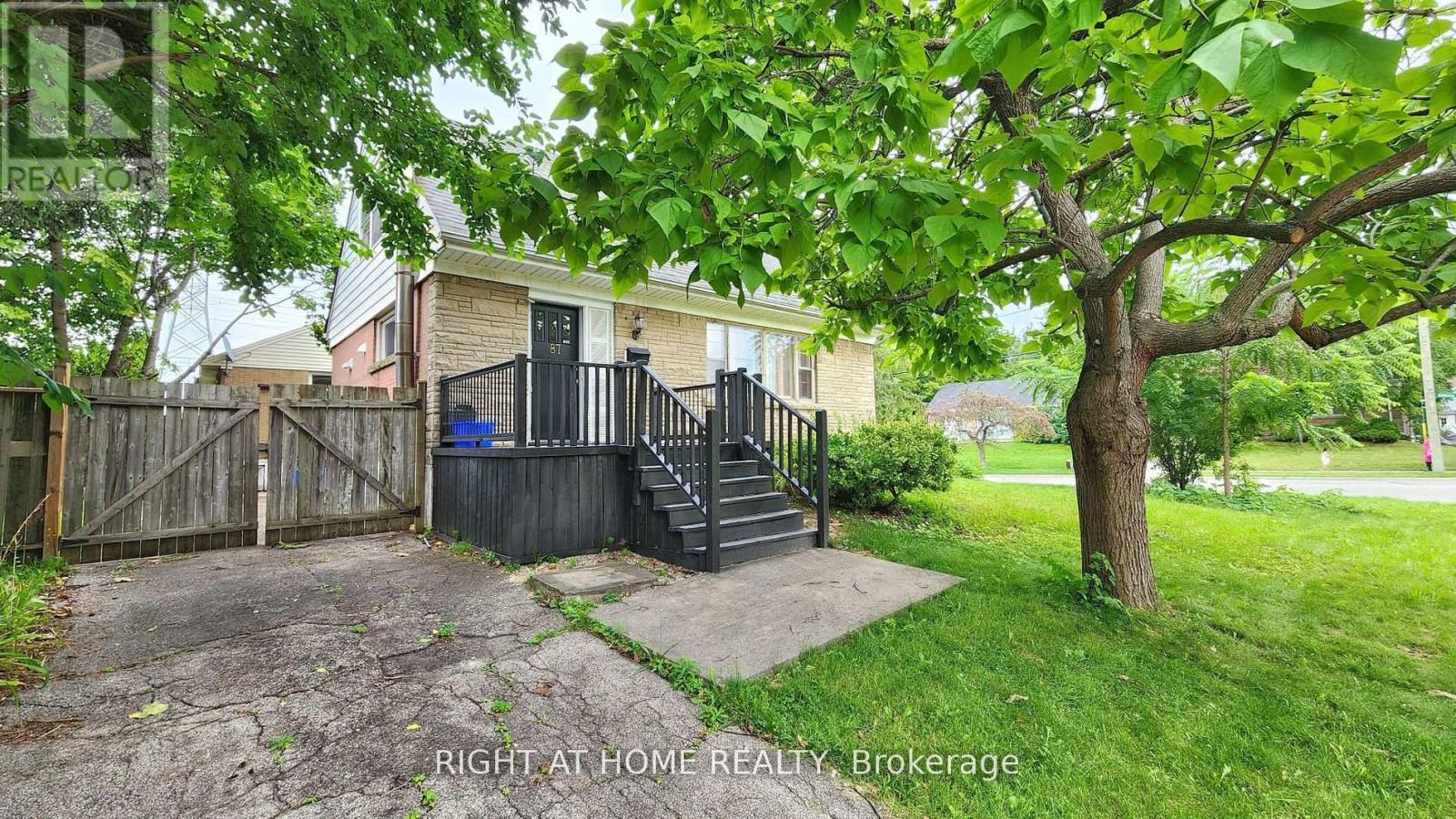 87 RADFORD STREET - 24