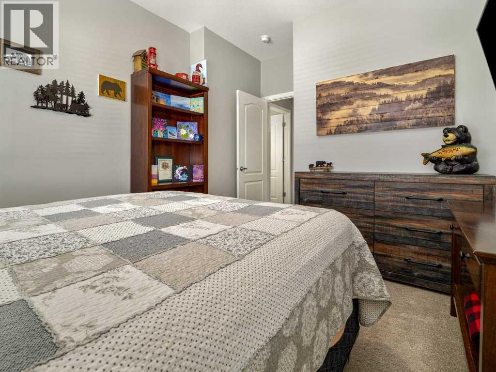 #4 322 Northlander Bend W - 30
