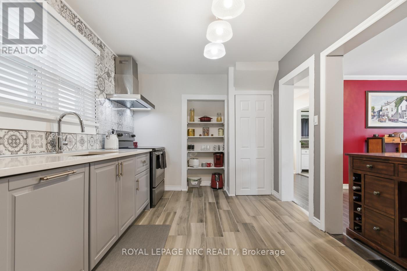 255 DEERE STREET - 12