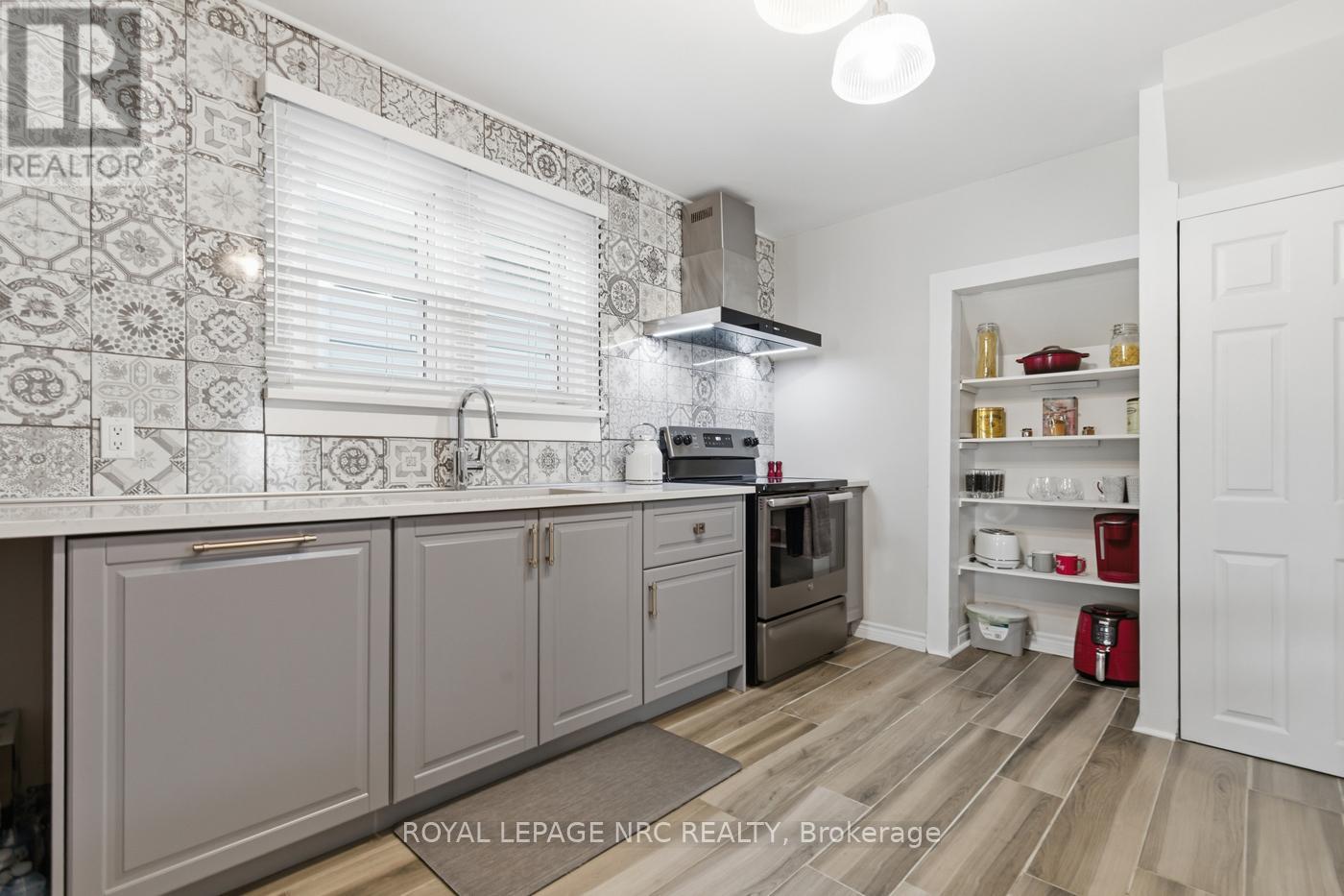 255 DEERE STREET - 15