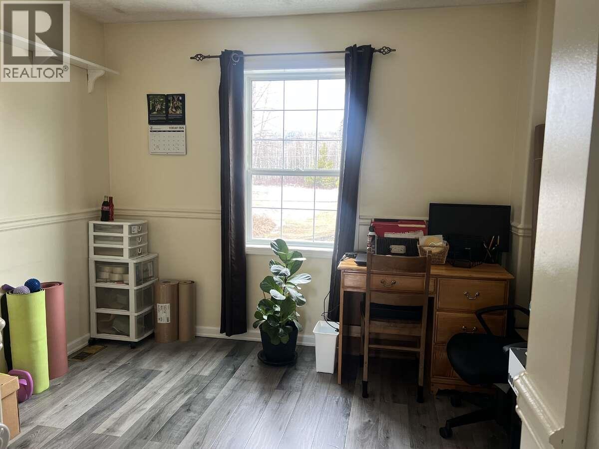 2654 STENSET ROAD - 18