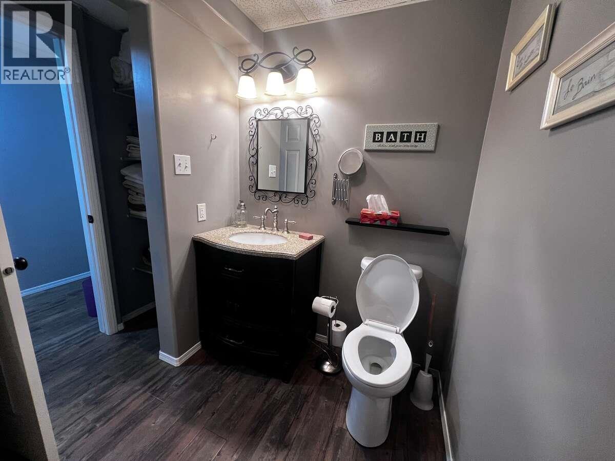 2654 STENSET ROAD - 24