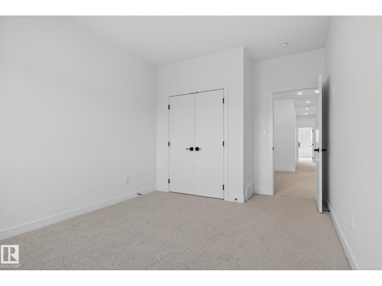 105 Wyatt RG - 32