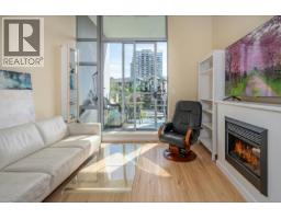 301 280 Ross Drive, New Westminster, BC V3L0C2 Photo 6