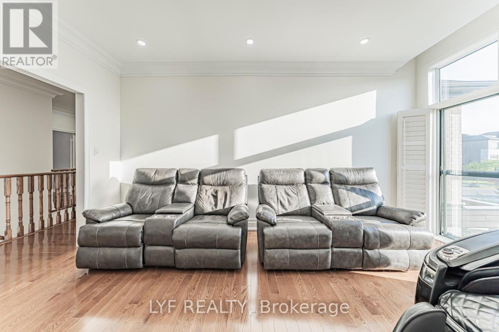 7 SEAGER STREET - 32