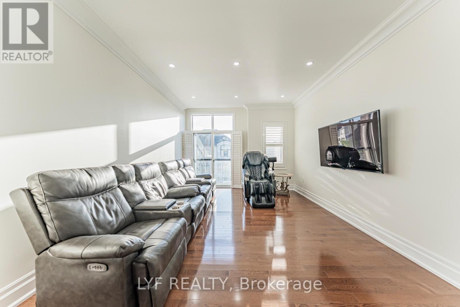 7 SEAGER STREET - 30