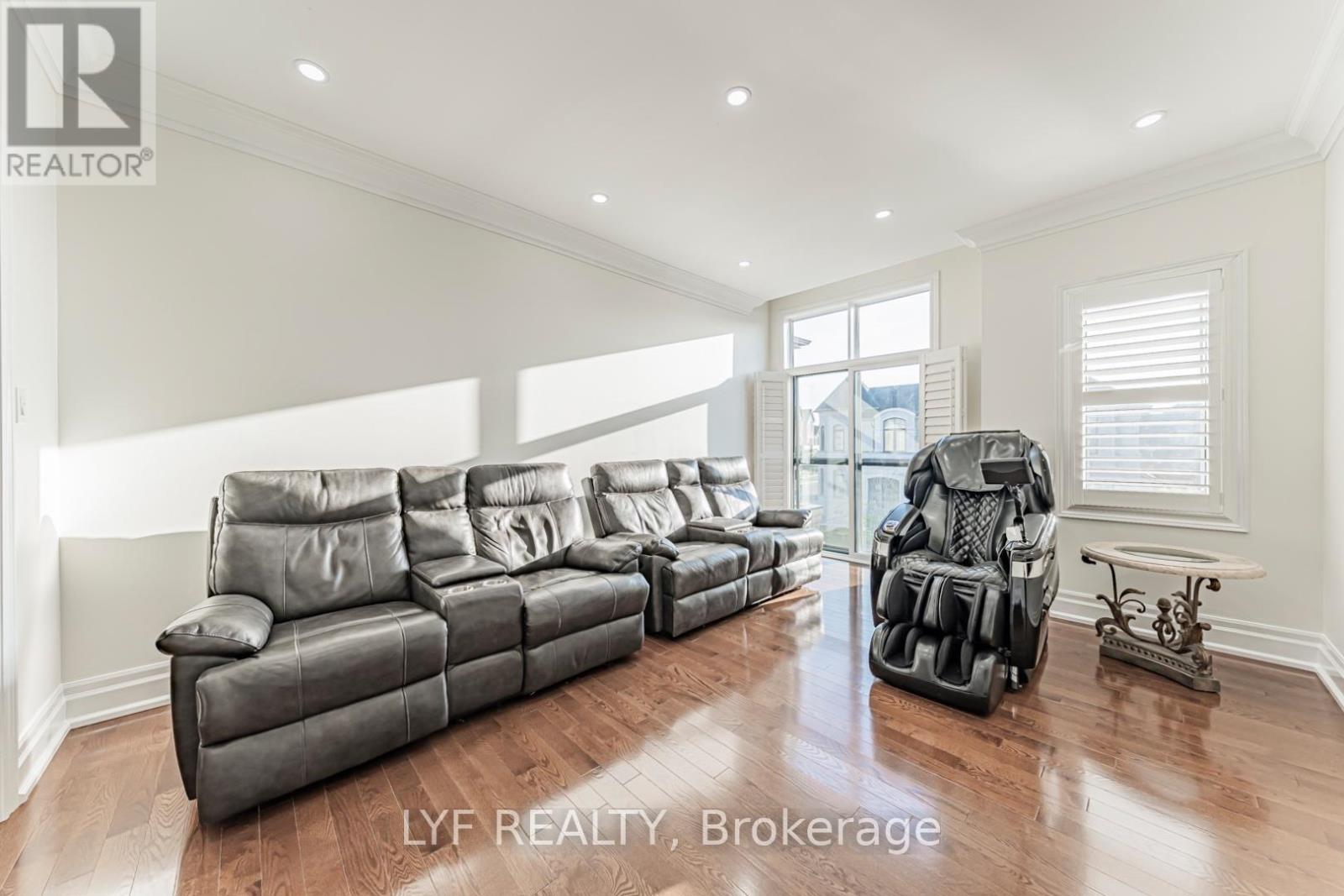 7 SEAGER STREET - 31