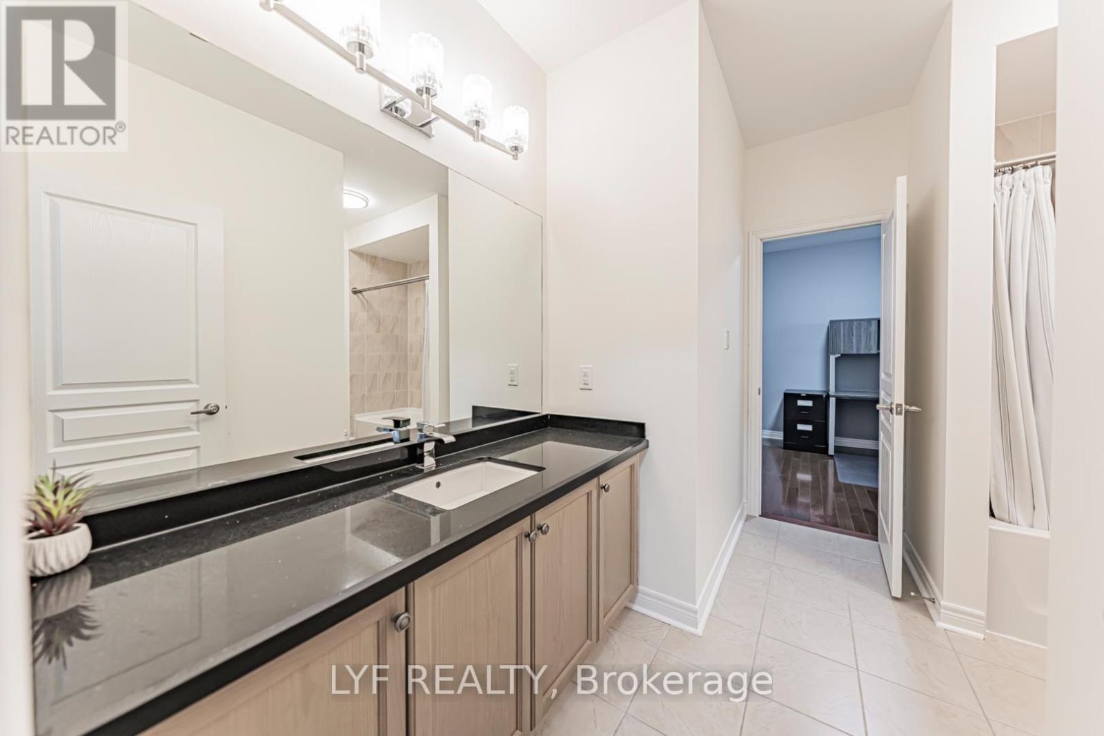 7 SEAGER STREET - 43