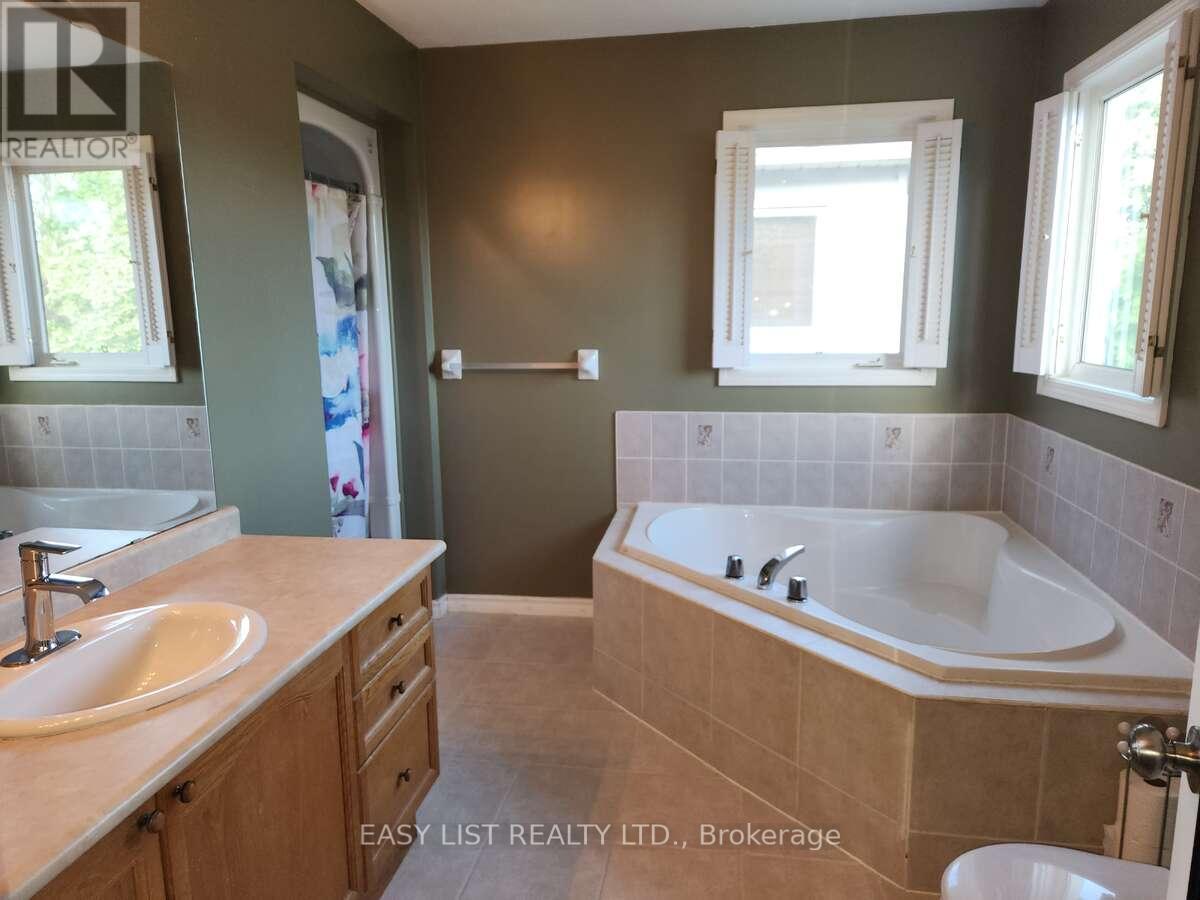 222 SPRUCEWOOD CRESCENT - 17