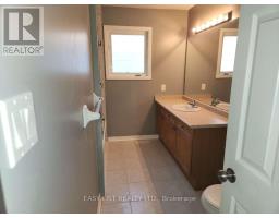 222 Sprucewood Crescent, Clarington, ON L1C5H3 Photo 23