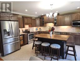 222 Sprucewood Crescent, Clarington, ON L1C5H3 Photo 6