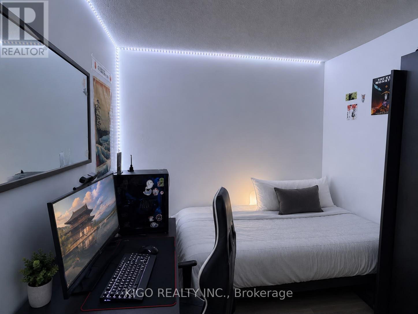 #2108 11 LEE CENTRE DRIVE - 14