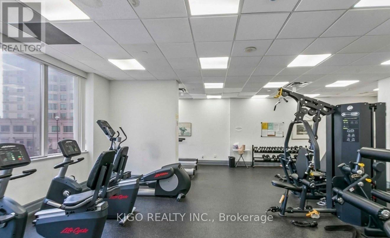 #2108 11 LEE CENTRE DRIVE - 23