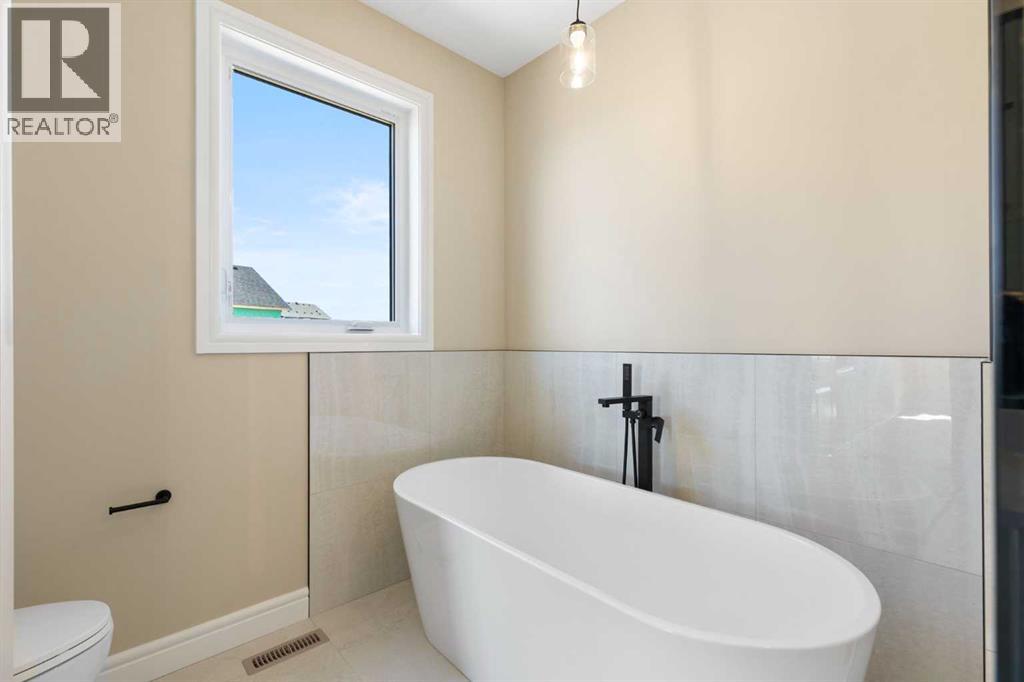 259 Muirfield Crescent - 17