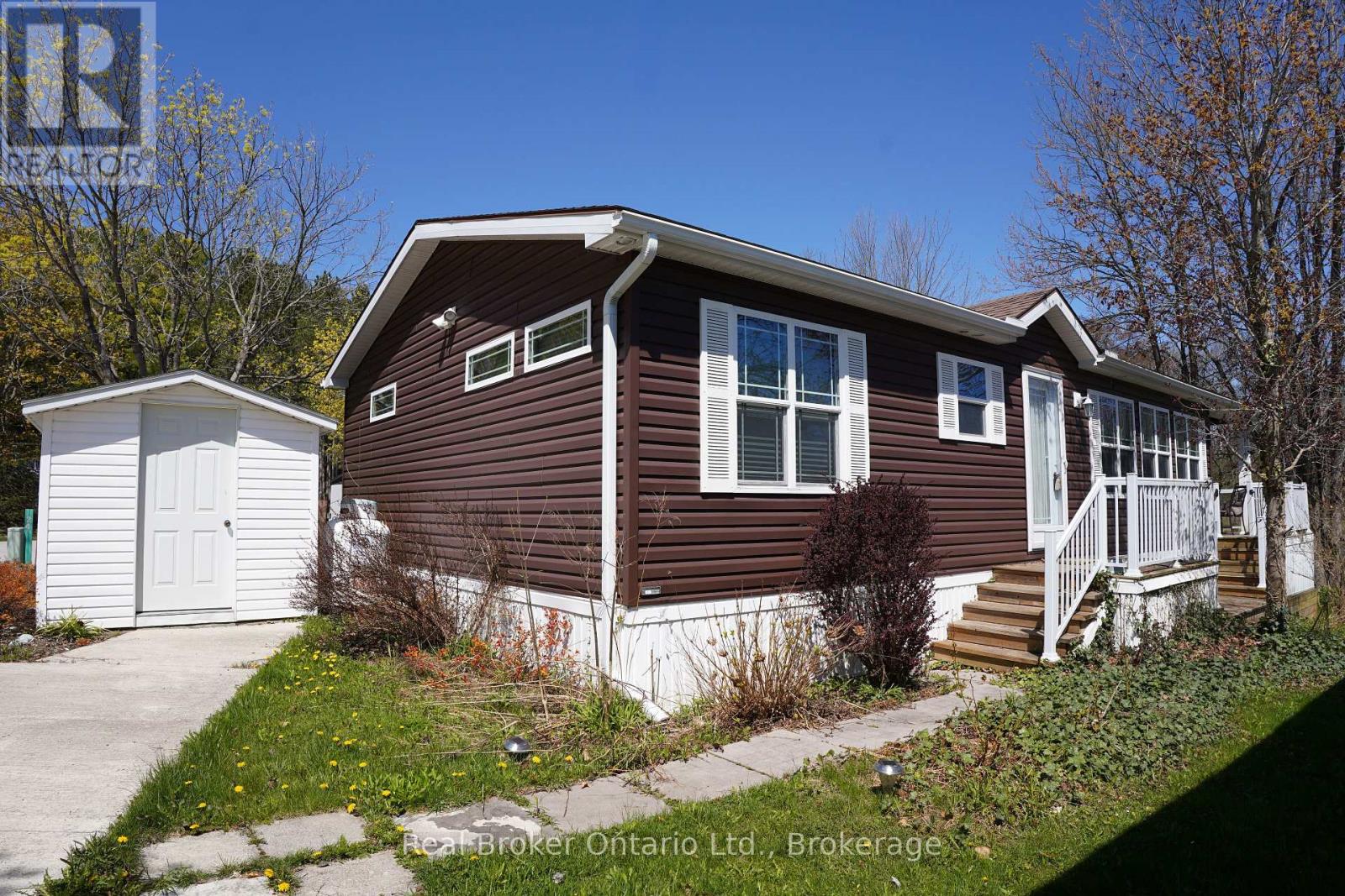 #M24 13 SOUTHLINE AVENUE - 36