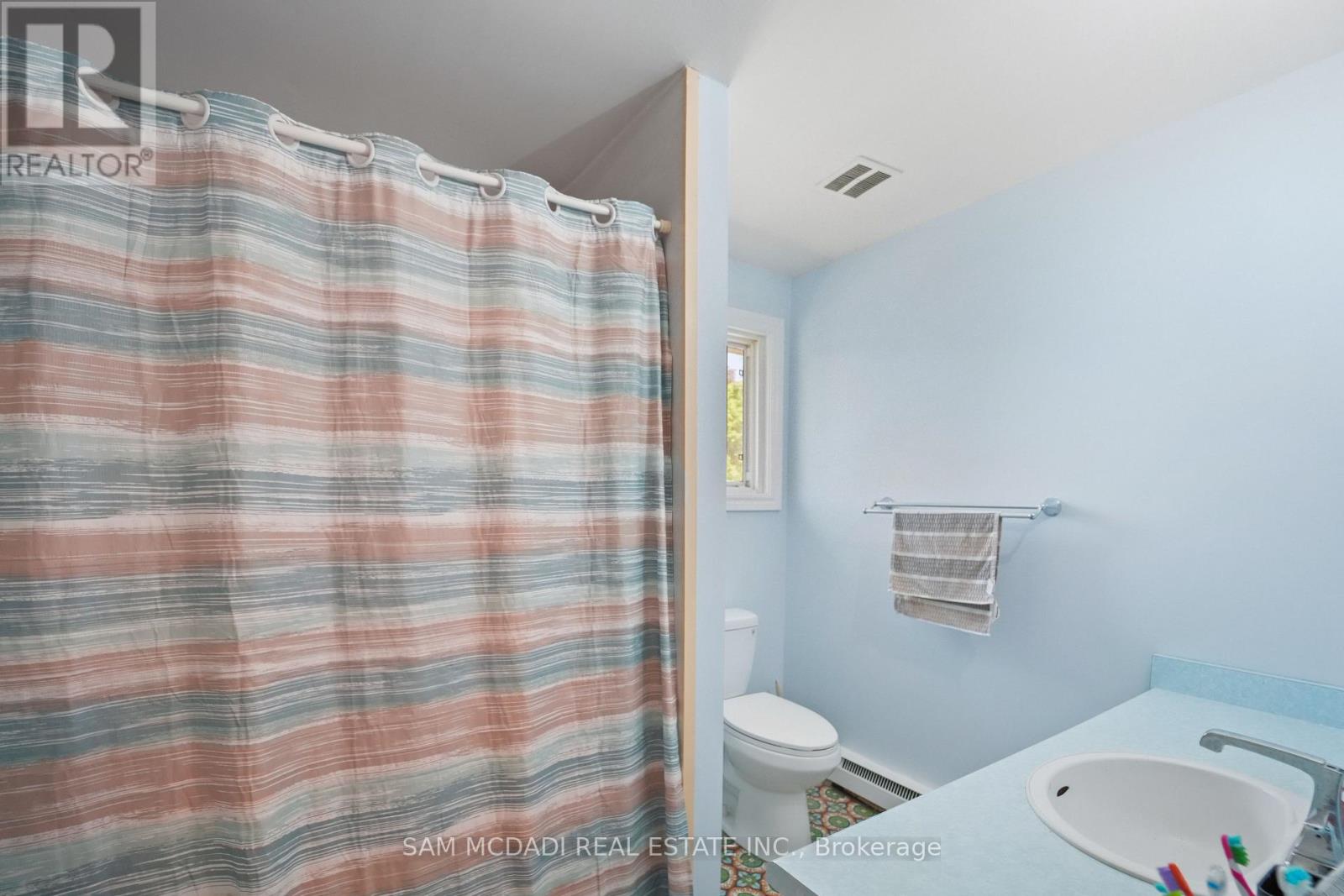 70 BRIAR ROAD - 17