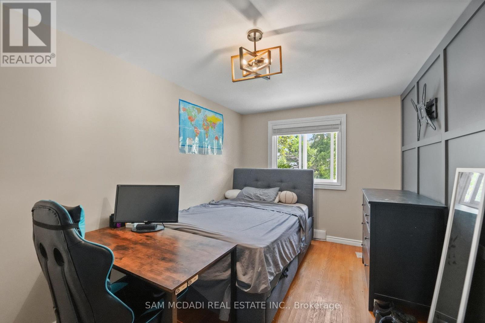 70 BRIAR ROAD - 19