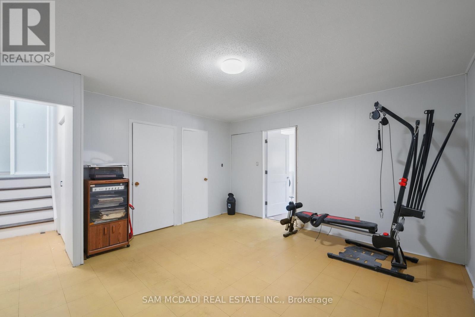 70 BRIAR ROAD - 23