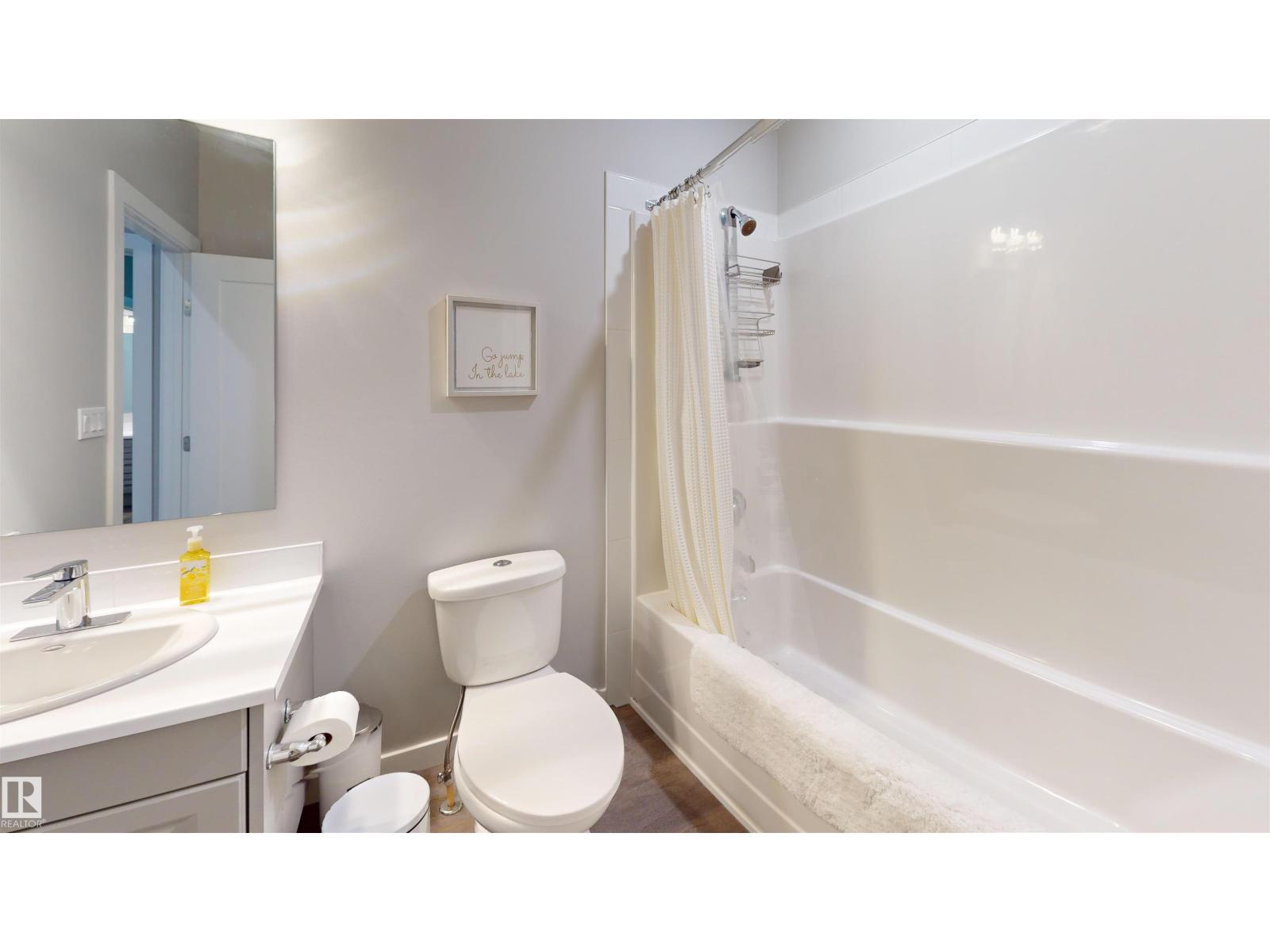 28 4319 LAKESHORE RD - 32
