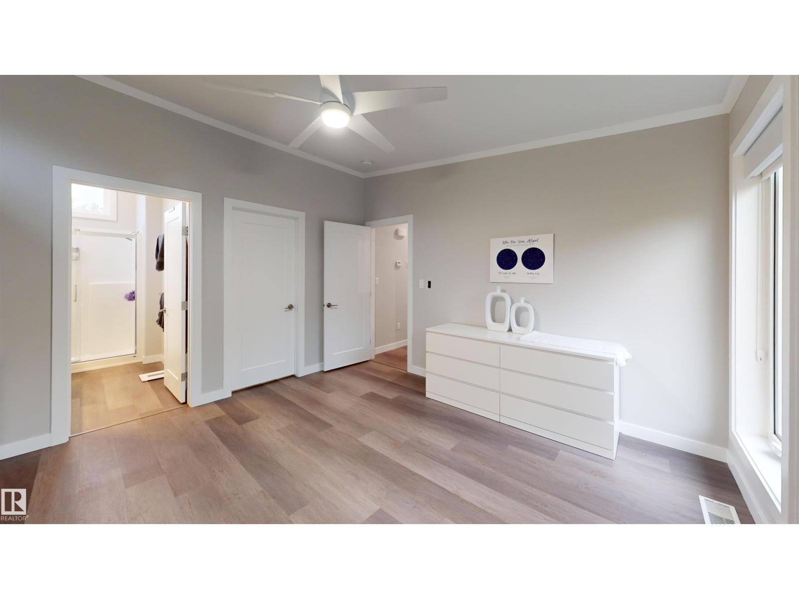 28 4319 LAKESHORE RD - 34