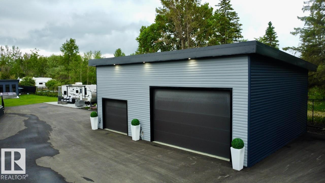 28 4319 LAKESHORE RD - 37