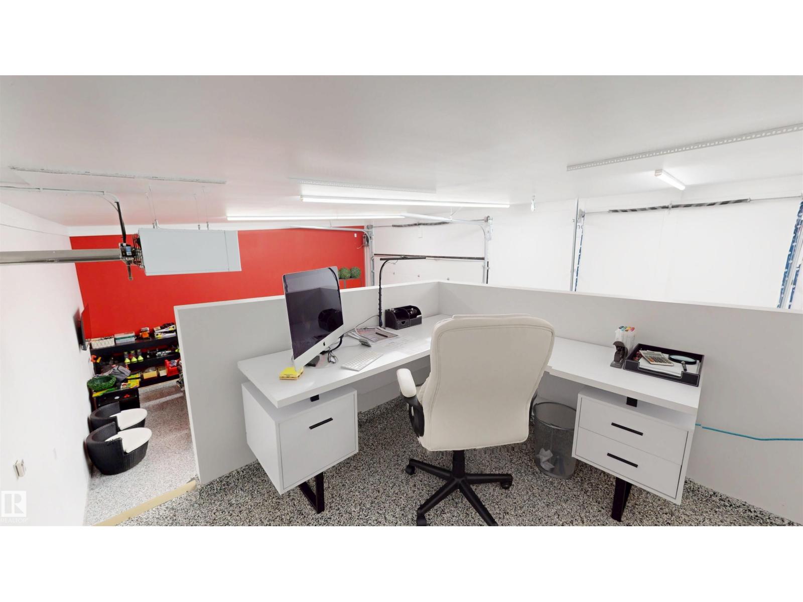 28 4319 LAKESHORE RD - 41