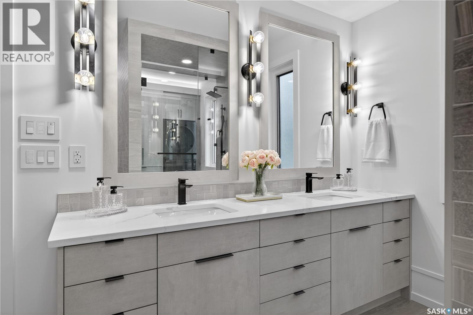 428 Woolf BEND - 11